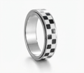 Checkered ring