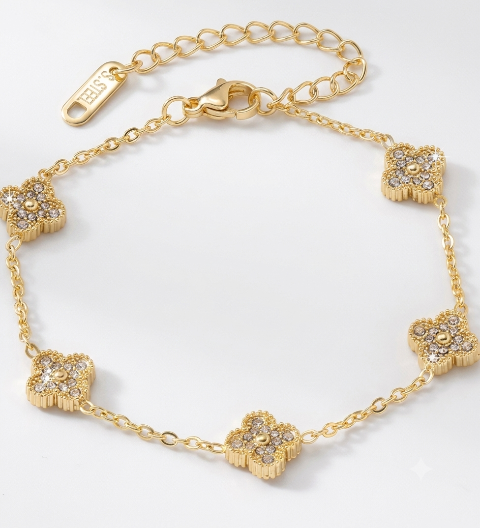 diamond clover bracelet