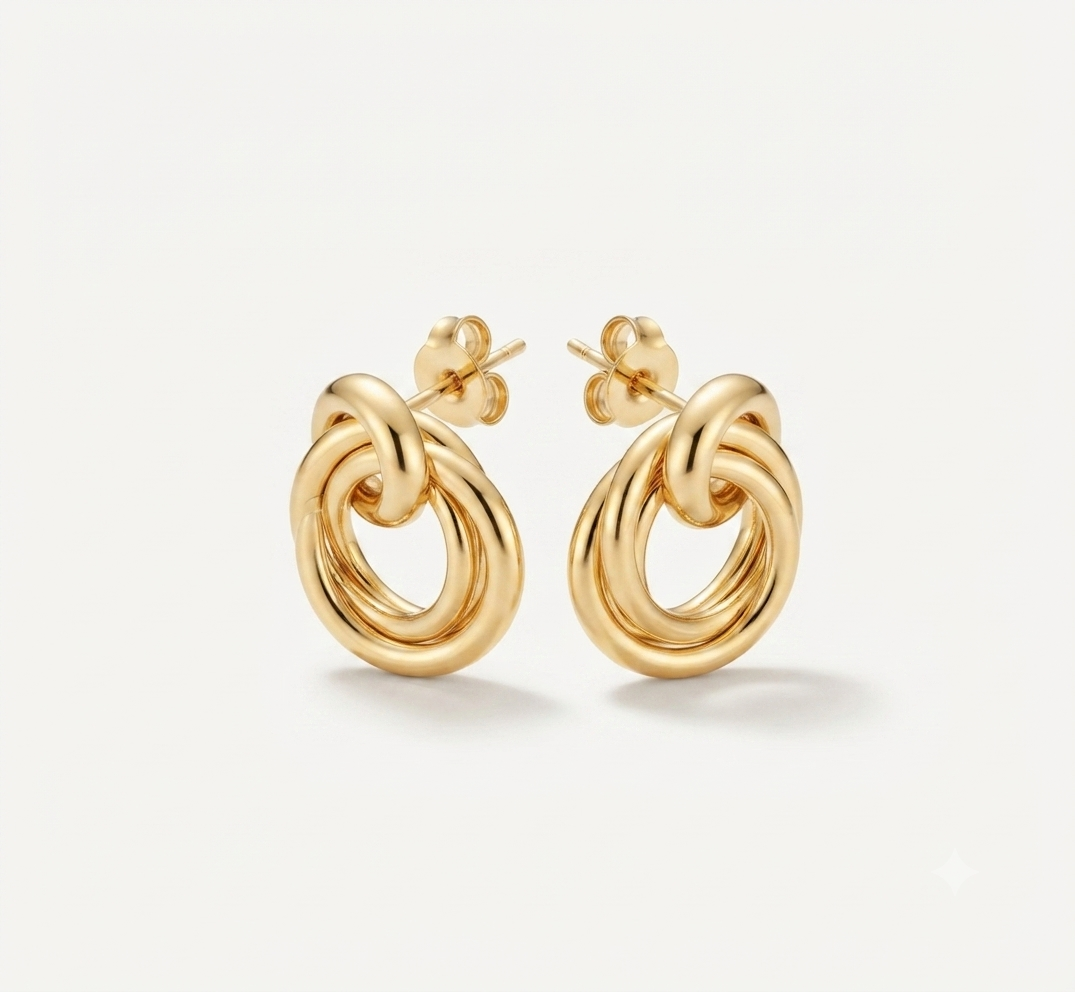 Classic knotted earrings