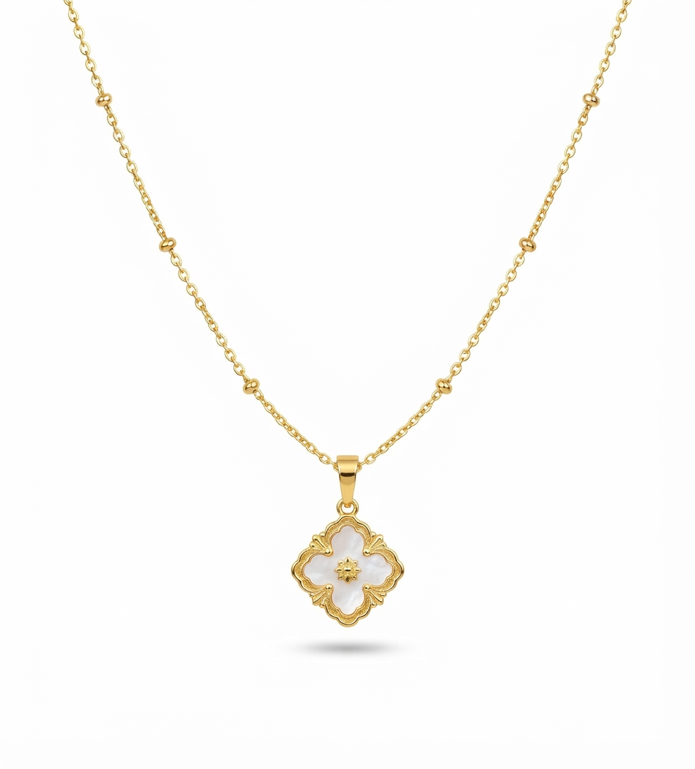 pearlescent regal necklace