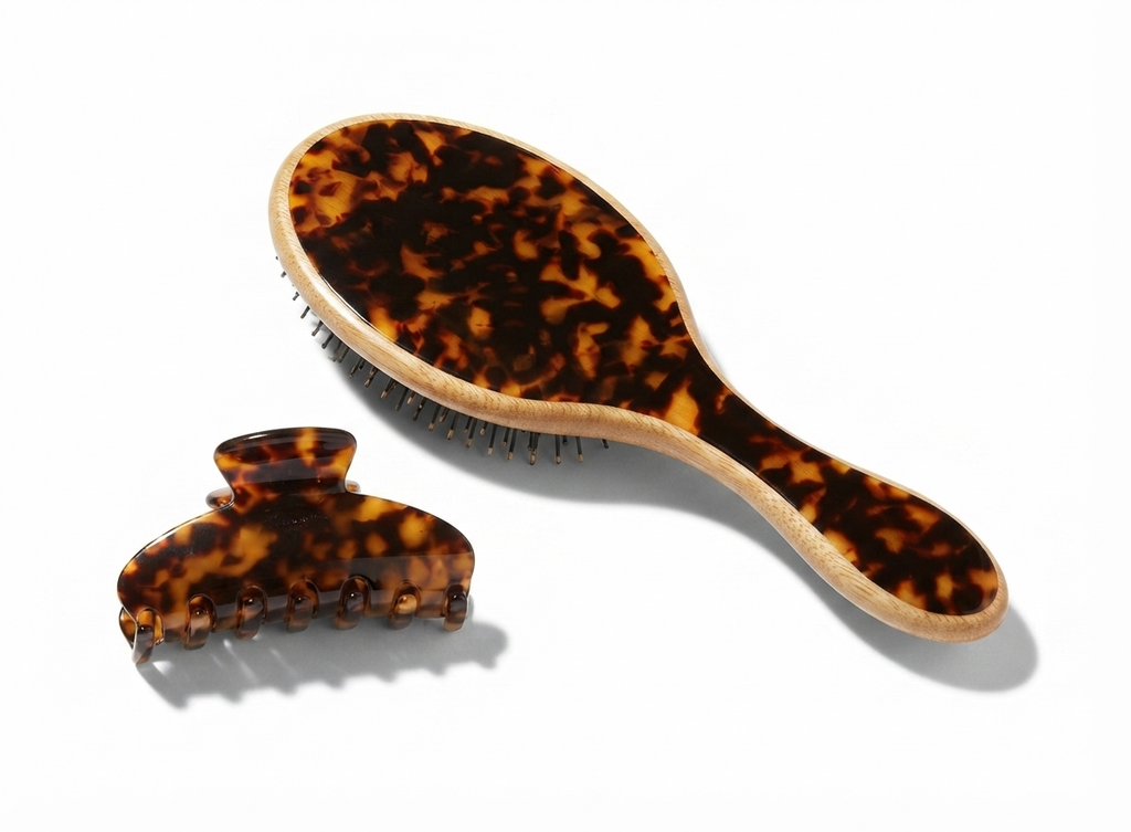 “It-girl” custom rhinestone matching hairbrush & claw clip set (2 pieces) - oval