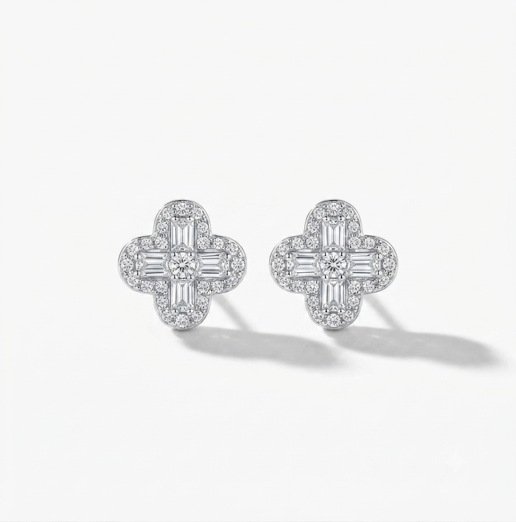 Zirconia clover earrings